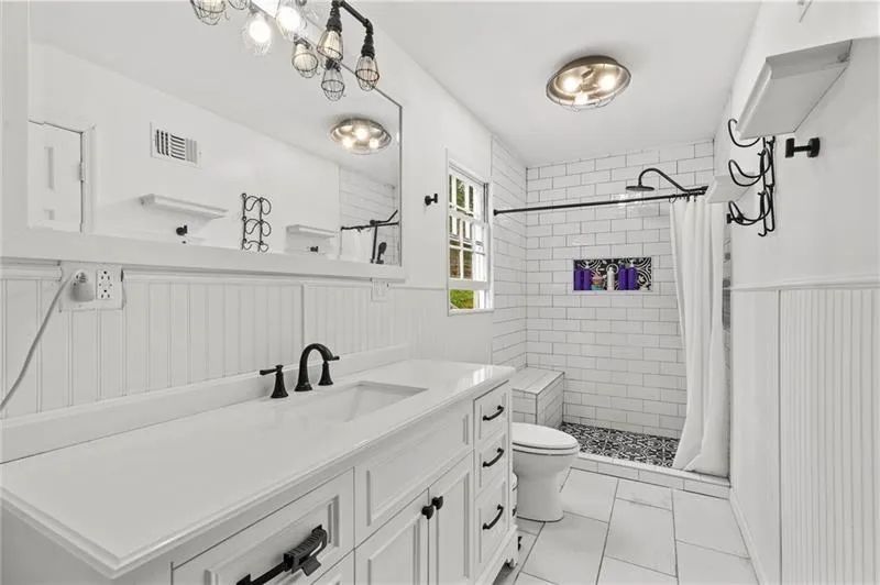 61 Sherwood Lane SE Marietta, GA 30067