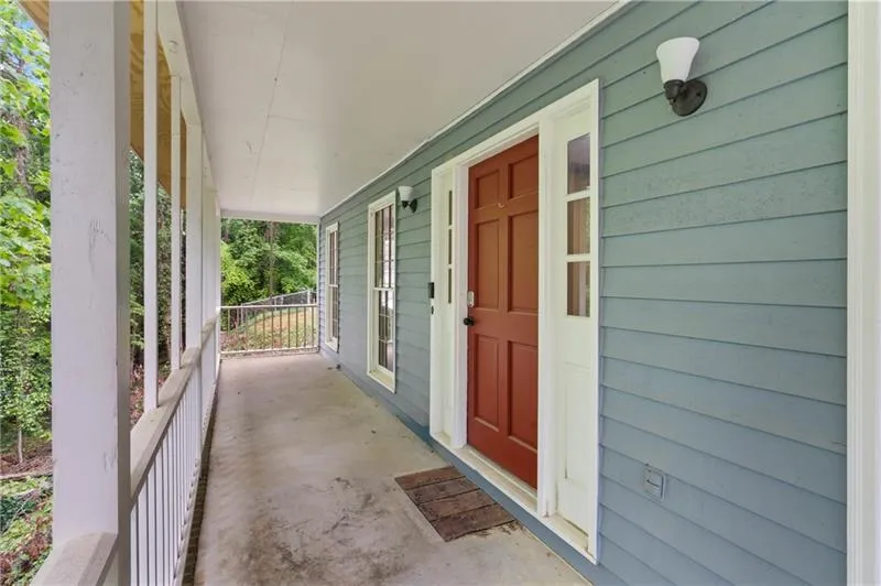 61 Sherwood Lane SE Marietta, GA 30067
