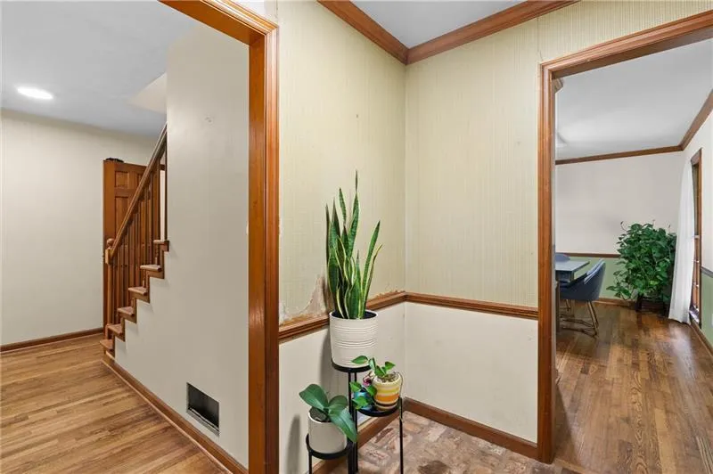 61 Sherwood Lane SE Marietta, GA 30067
