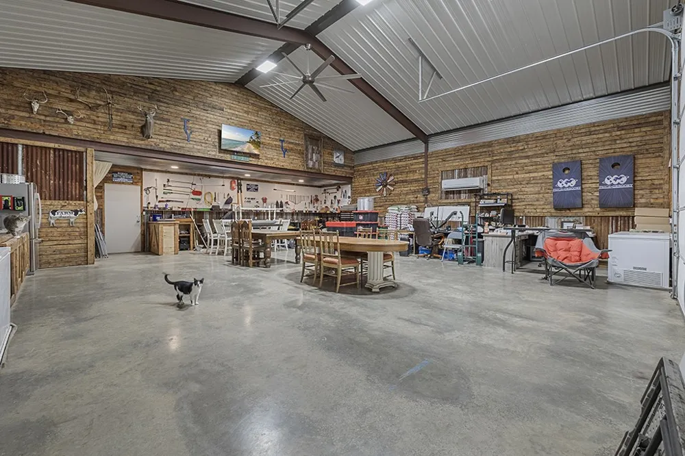 1408 Pine Wilderness Drive Queen City, TX 75572