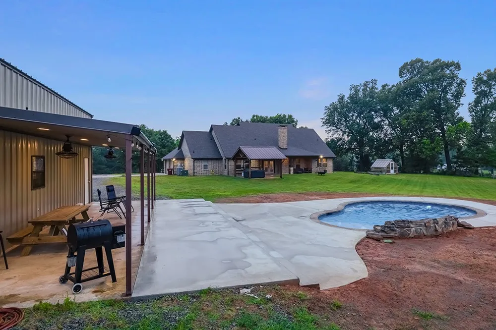 1408 Pine Wilderness Drive Queen City, TX 75572