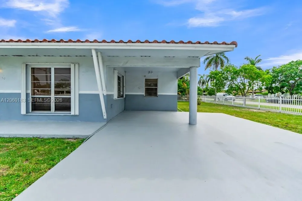17430 NW 37th Ct Miami Gardens, FL 33055