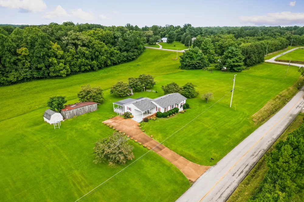 96 Old Shellsford Rd McMinnville, TN 37110
