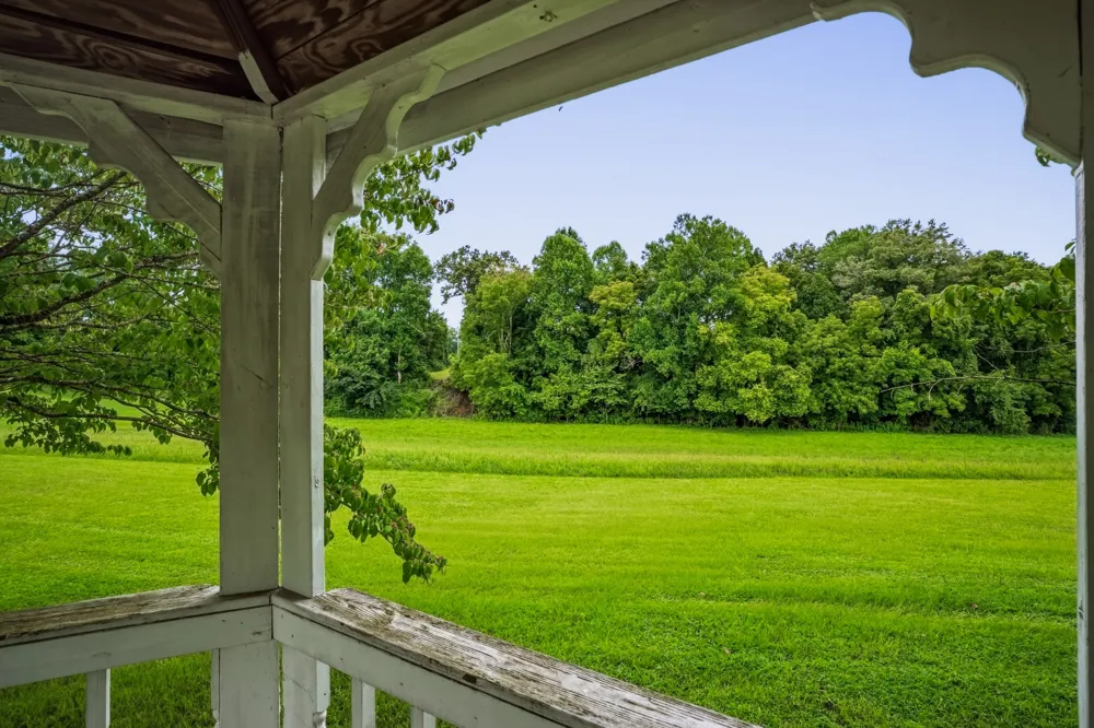 96 Old Shellsford Rd McMinnville, TN 37110