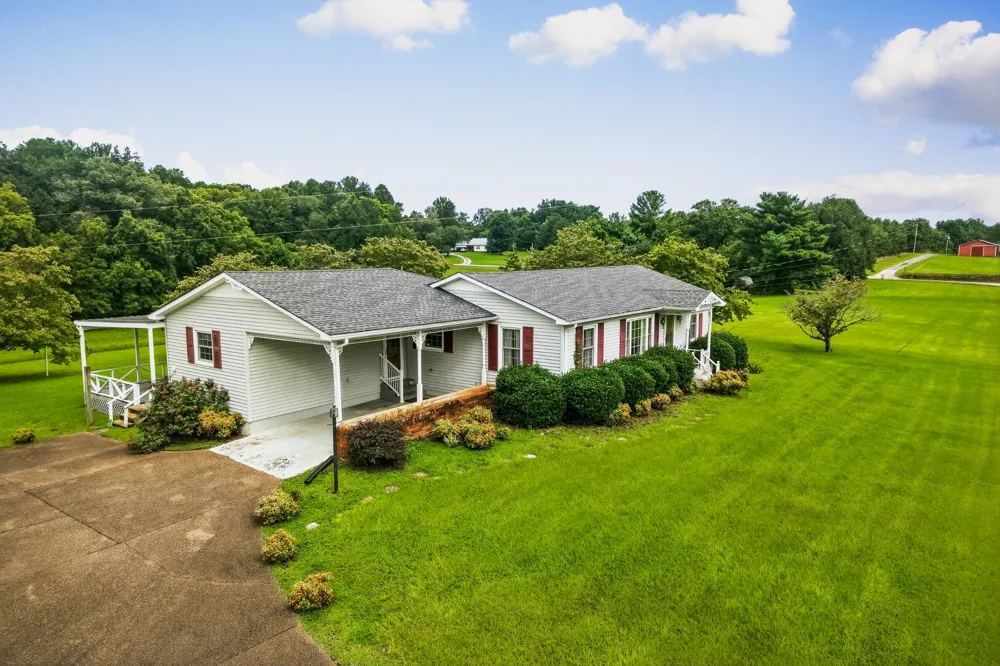 96 Old Shellsford Rd McMinnville, TN 37110
