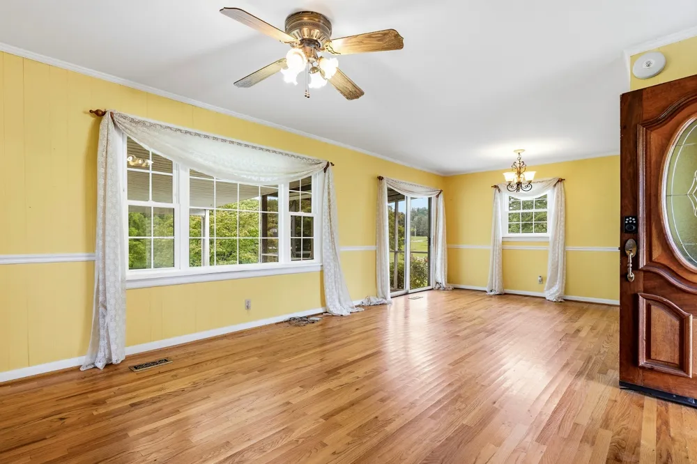 96 Old Shellsford Rd McMinnville, TN 37110