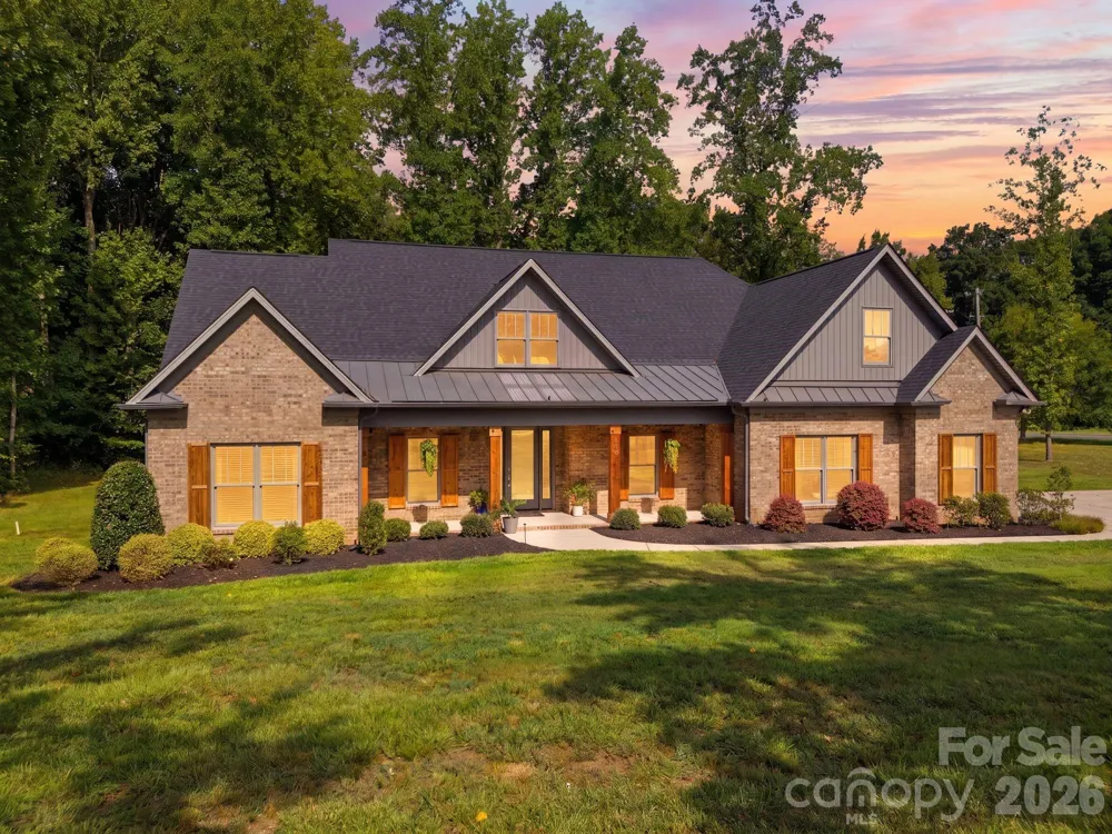 200 Barra Drive Waxhaw, NC 28173