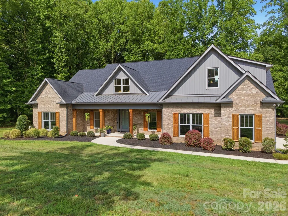 200 Barra Drive Waxhaw, NC 28173