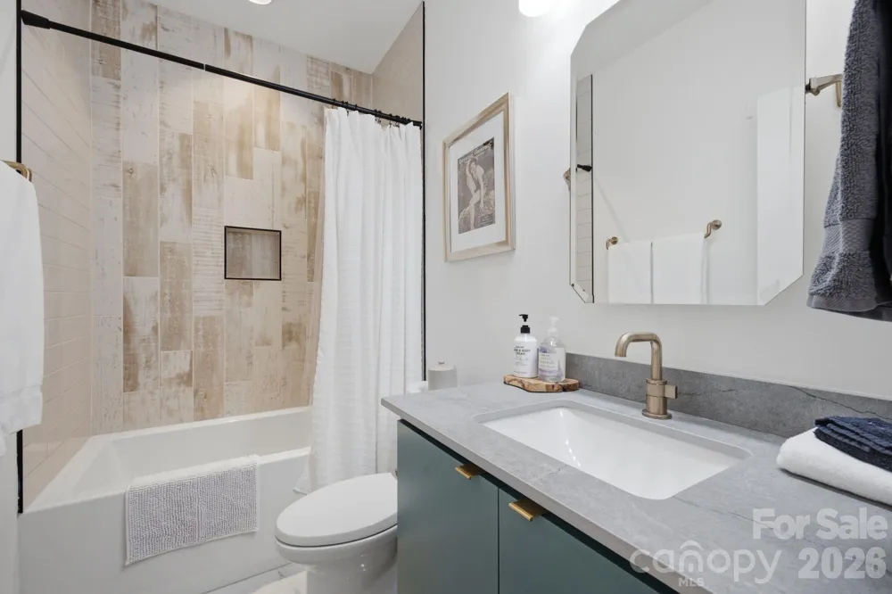 200 Barra Drive Waxhaw, NC 28173
