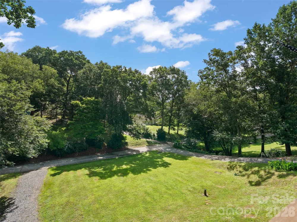 133 Shadow Oak Lane Clyde, NC 28721