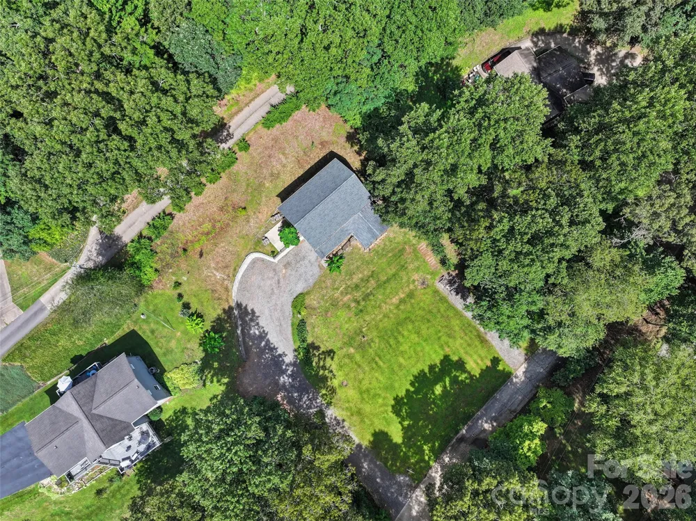 133 Shadow Oak Lane Clyde, NC 28721