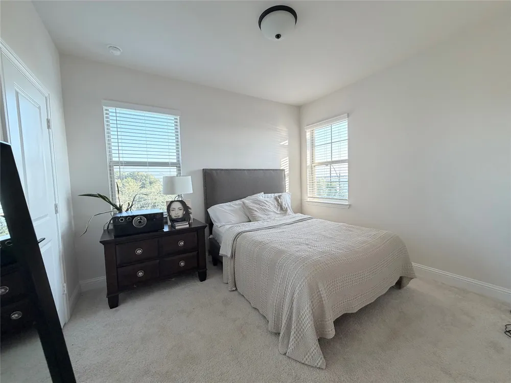 7933 Sunset Boulevard Rowlett, TX 75088