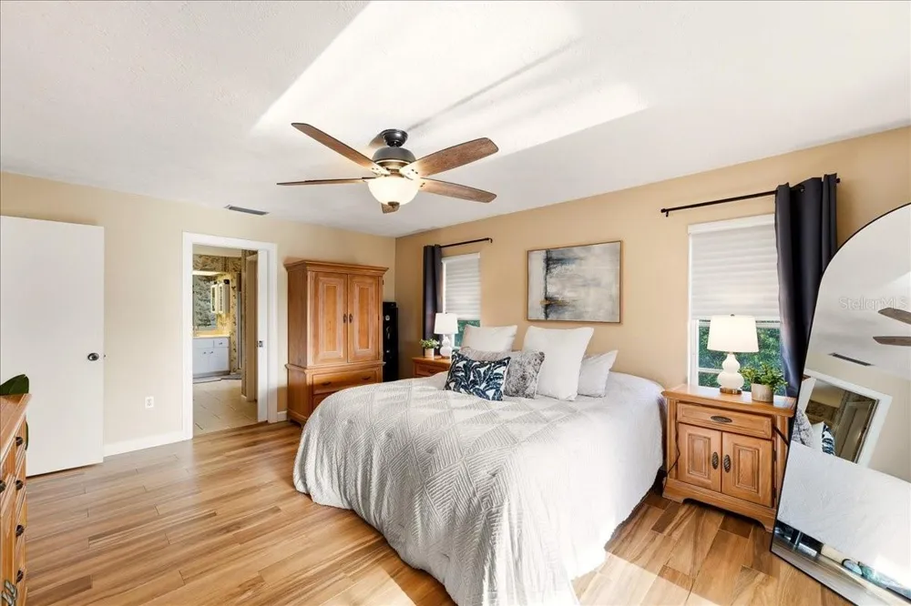413 SIGNORELLI DRIVE Nokomis, FL 34275