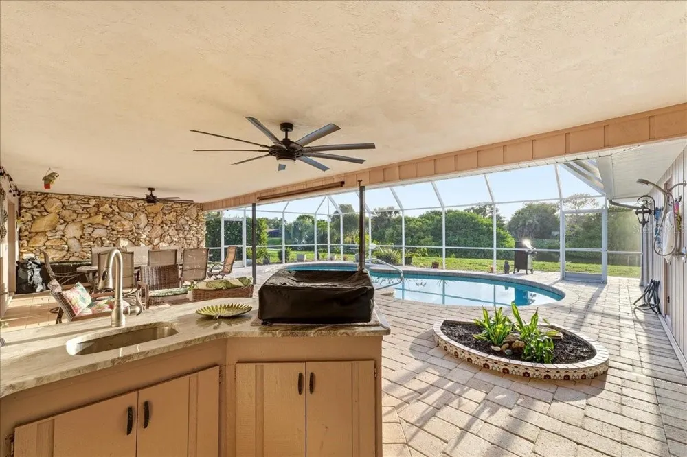 413 SIGNORELLI DRIVE Nokomis, FL 34275