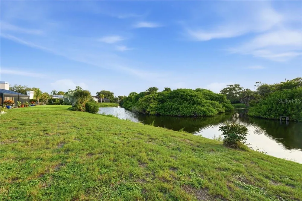 413 SIGNORELLI DRIVE Nokomis, FL 34275
