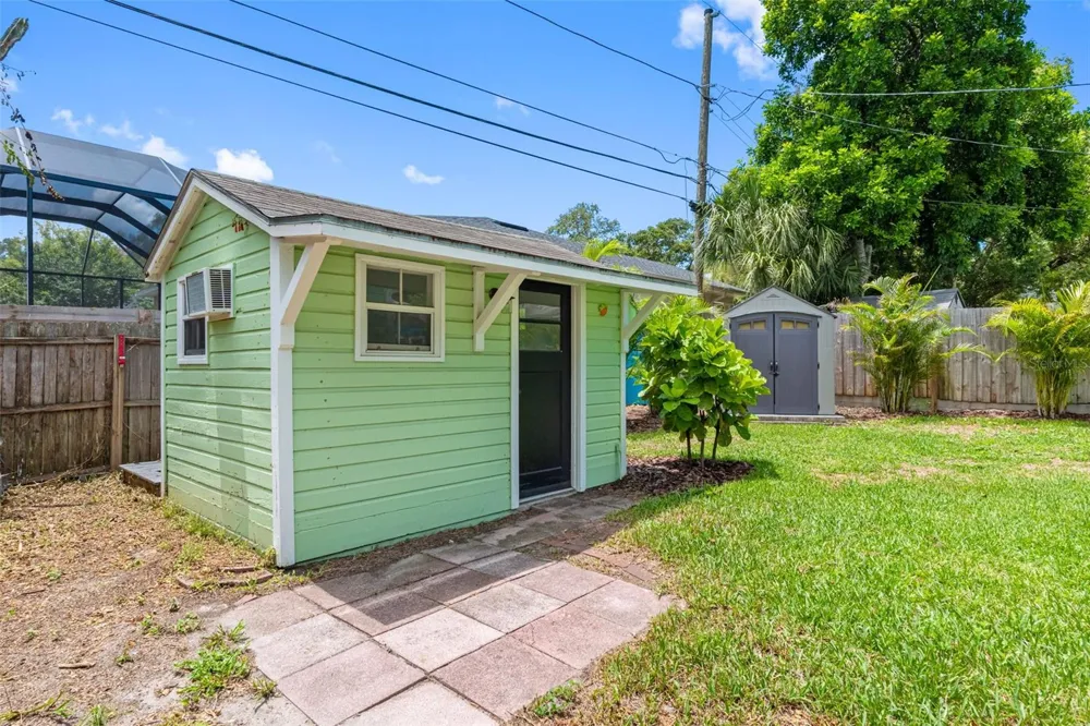 641 WILKIE STREET Dunedin, FL 34698