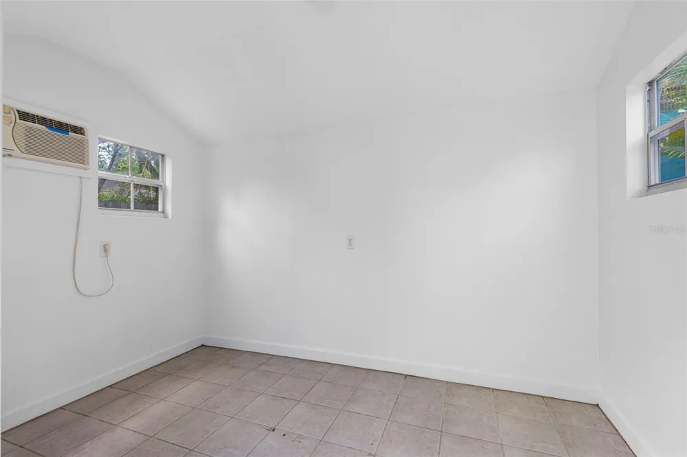 641 WILKIE STREET Dunedin, FL 34698