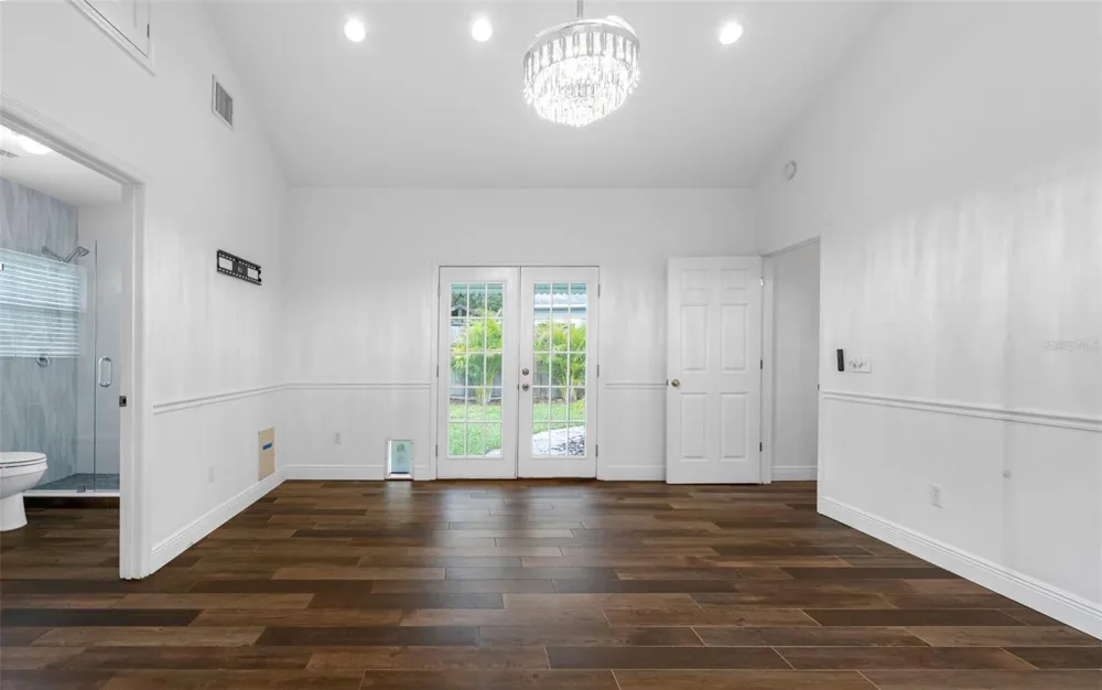 641 WILKIE STREET Dunedin, FL 34698