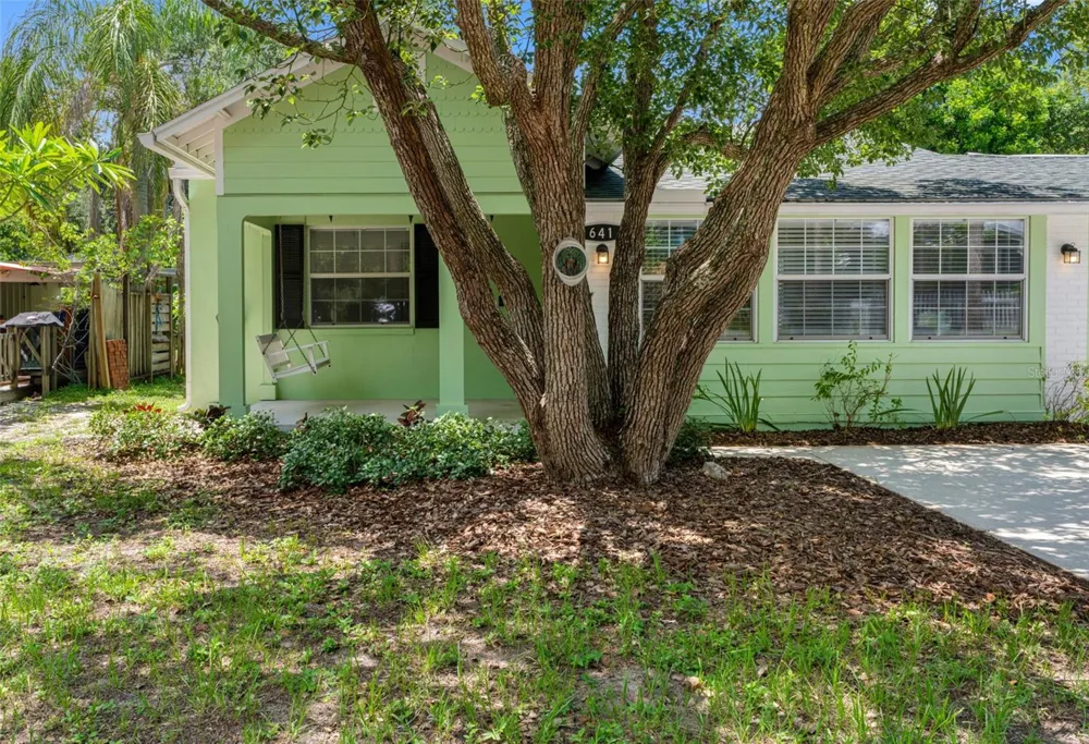 641 WILKIE STREET Dunedin, FL 34698