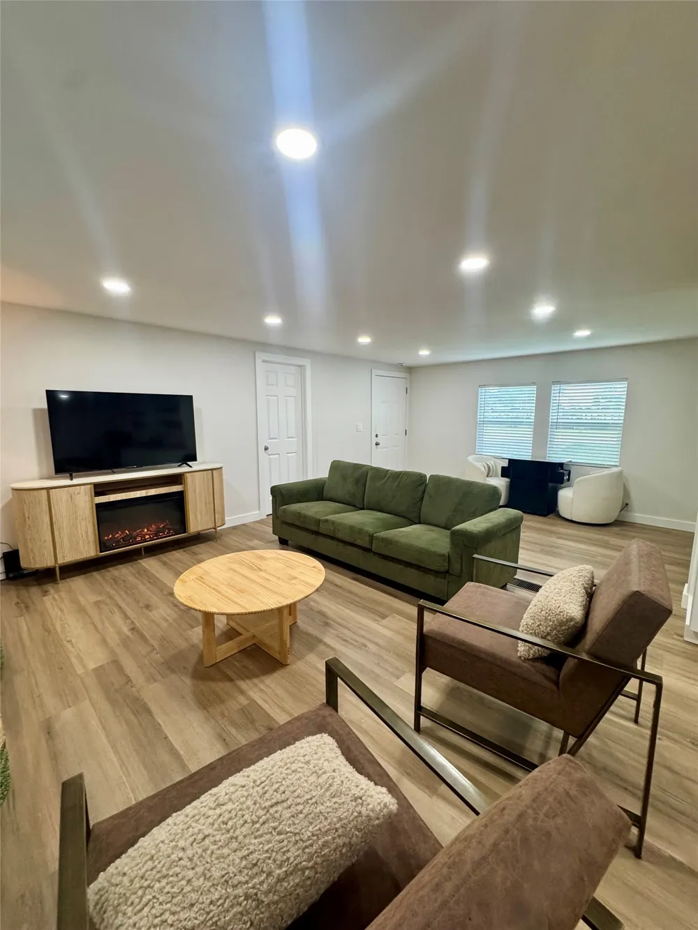 889 Quail Creek Circle Pottsboro, TX 75076