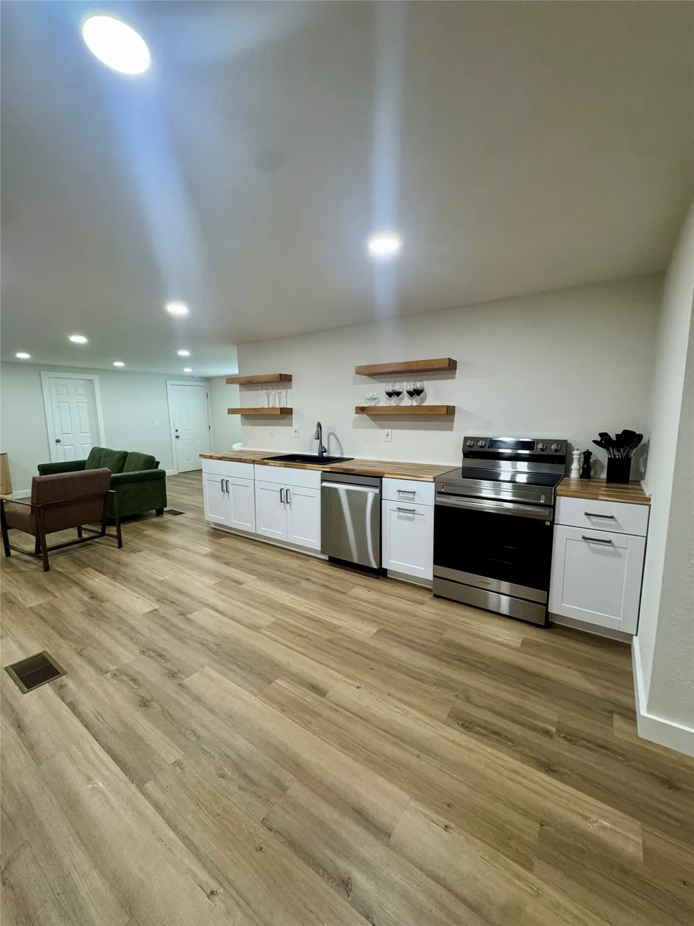 889 Quail Creek Circle Pottsboro, TX 75076