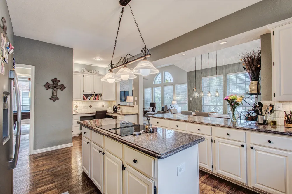 194 Chinaberry Way Coppell, TX 75019