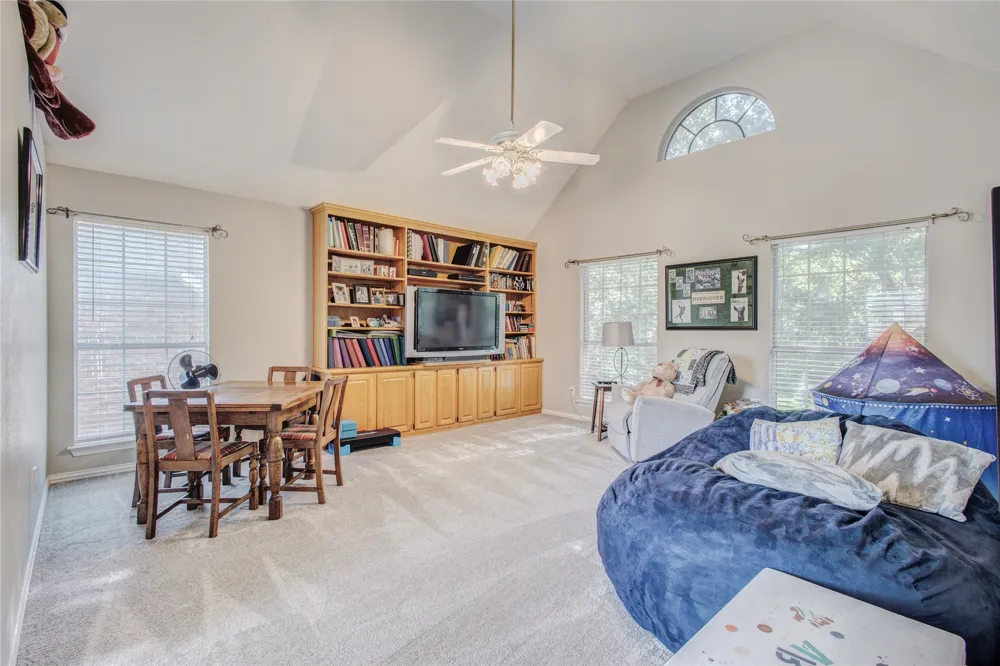 194 Chinaberry Way Coppell, TX 75019