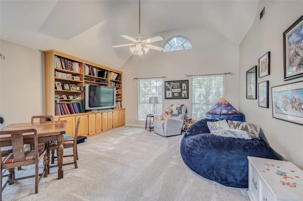 194 Chinaberry Way Coppell, TX 75019