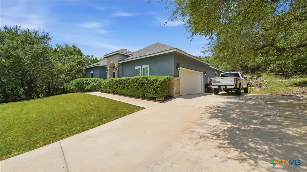 249 Deer Cross Lane San Antonio, TX 78260