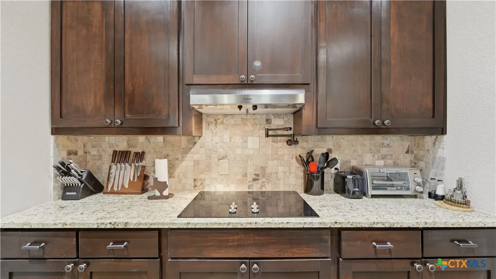 249 Deer Cross Lane San Antonio, TX 78260