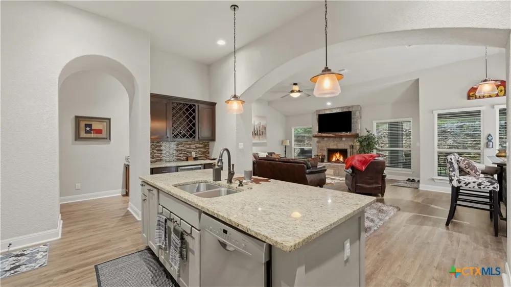 249 Deer Cross Lane San Antonio, TX 78260