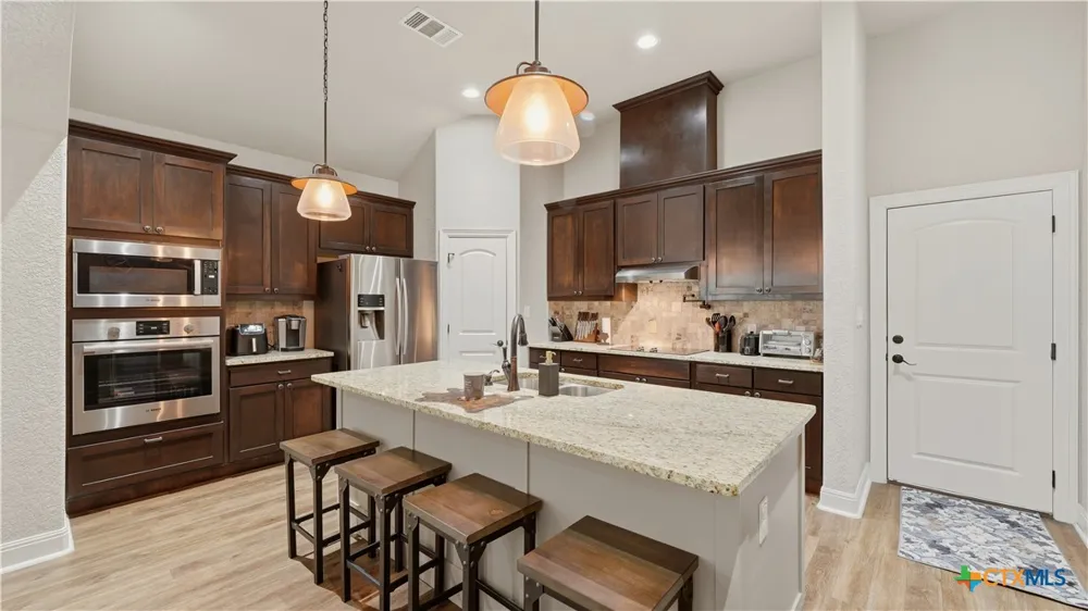 249 Deer Cross Lane San Antonio, TX 78260