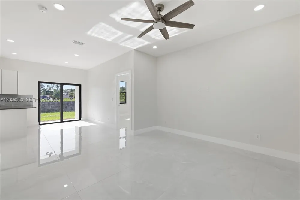 707 BAHAMA AVE S Lehigh Acres, FL 33974