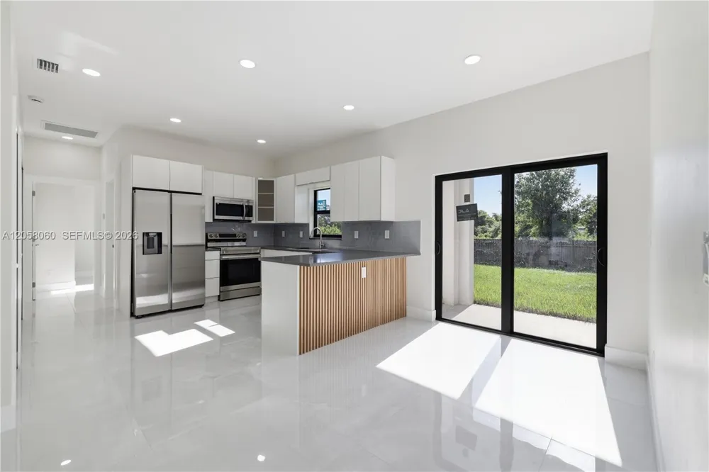707 BAHAMA AVE S Lehigh Acres, FL 33974