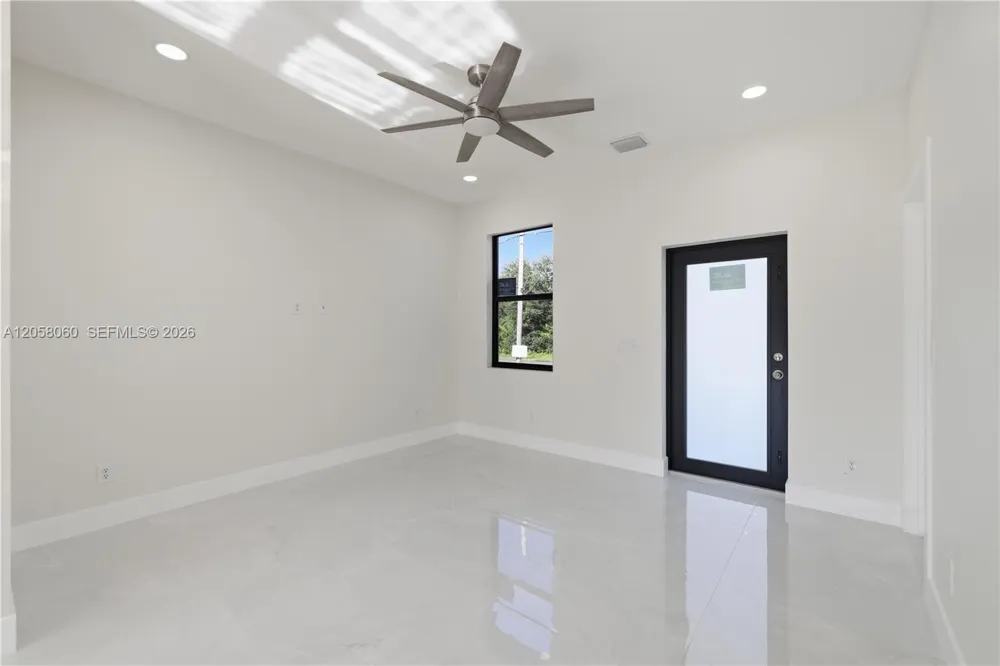 707 BAHAMA AVE S Lehigh Acres, FL 33974
