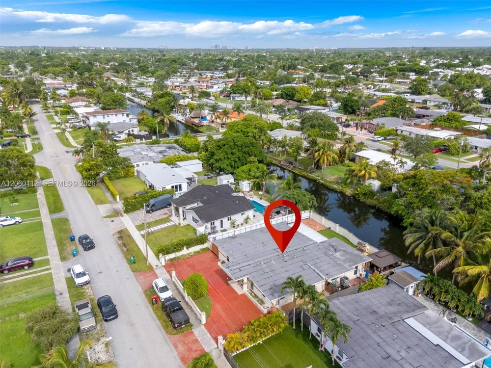 11470 SW 57th Ter Miami, FL 33173