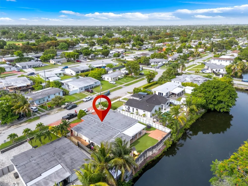 11470 SW 57th Ter Miami, FL 33173