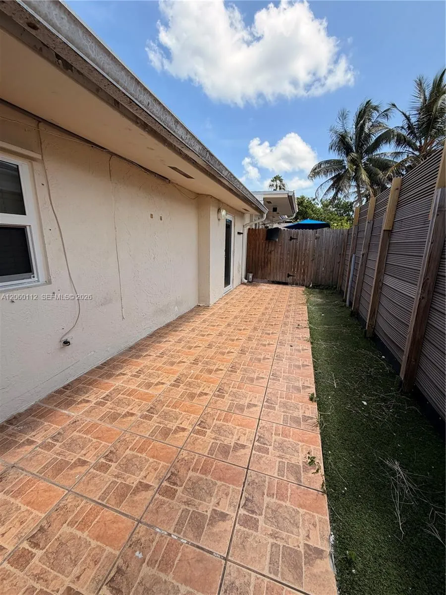 11470 SW 57th Ter Miami, FL 33173