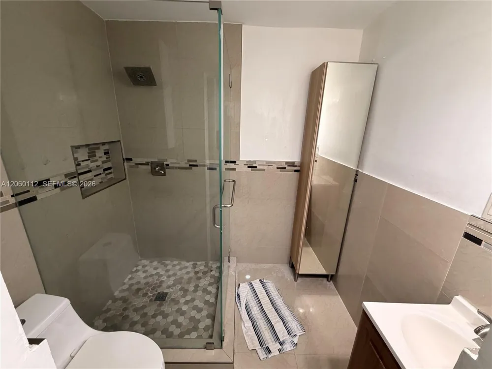 11470 SW 57th Ter Miami, FL 33173