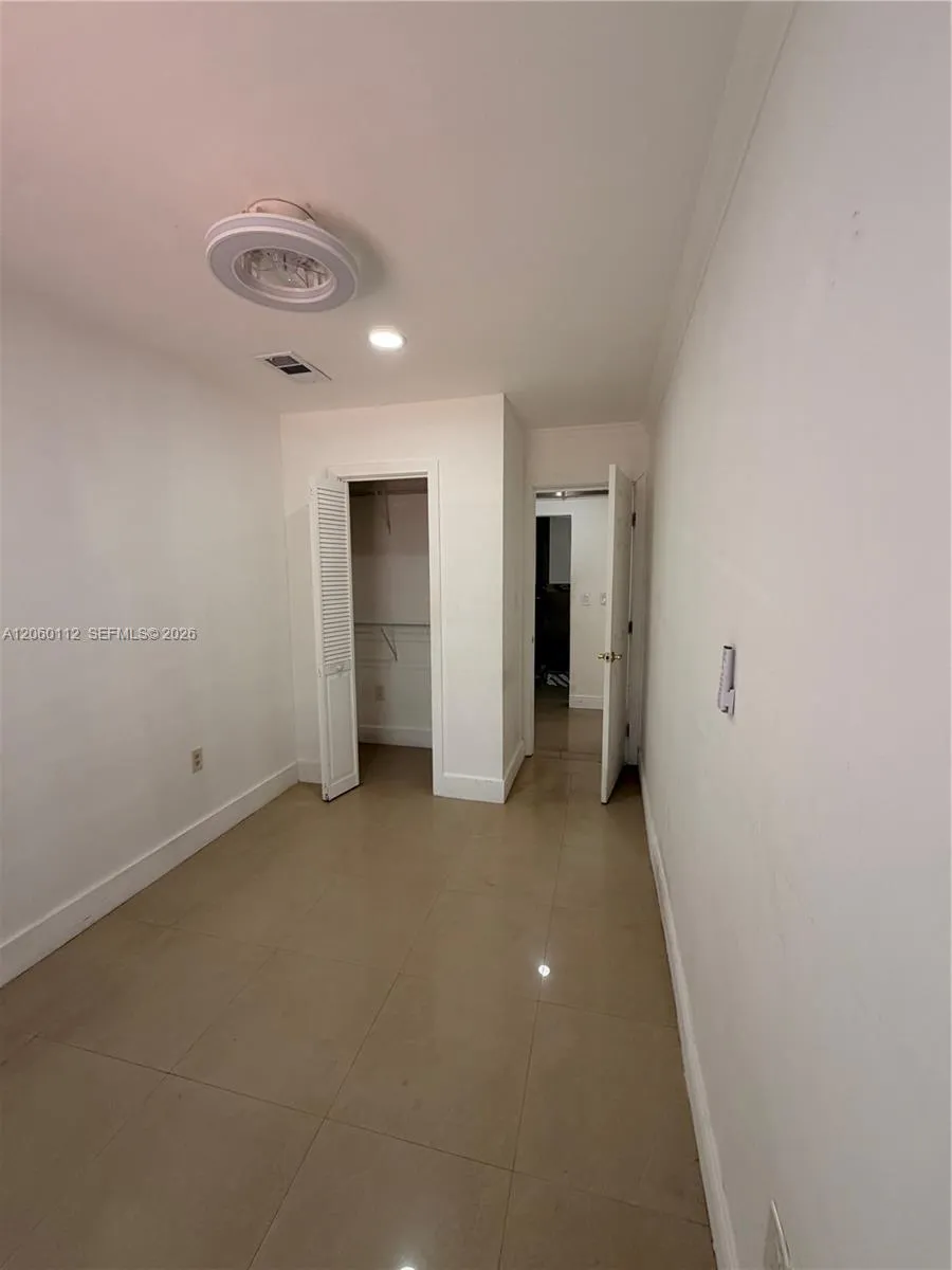 11470 SW 57th Ter Miami, FL 33173