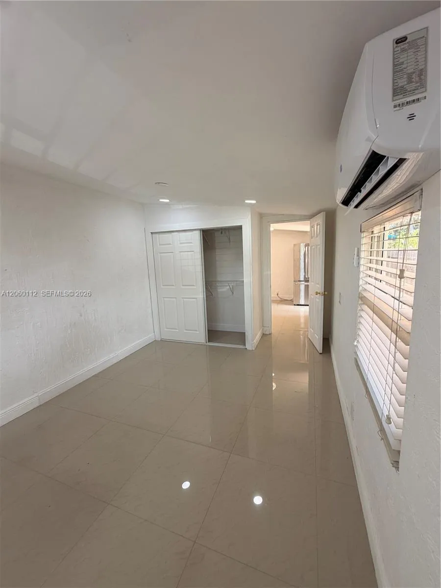 11470 SW 57th Ter Miami, FL 33173