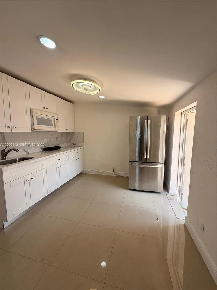11470 SW 57th Ter Miami, FL 33173
