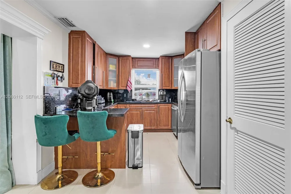 11470 SW 57th Ter Miami, FL 33173