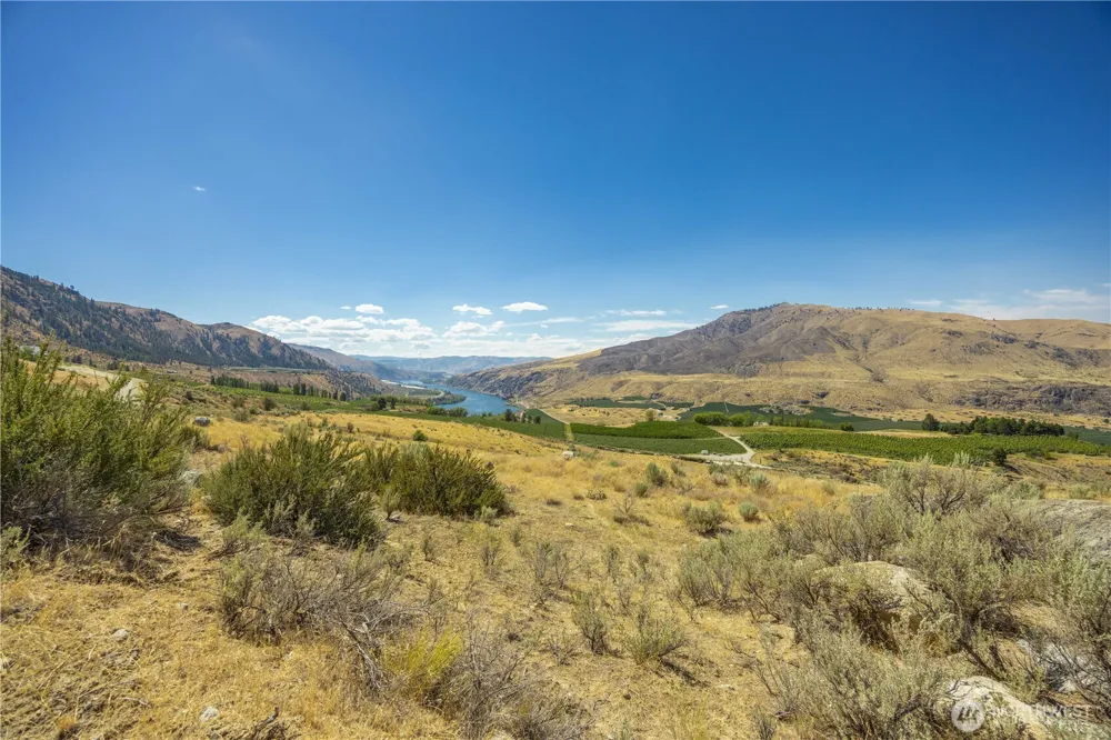 0 NHN Chelan Hills Road Orondo, WA 98843