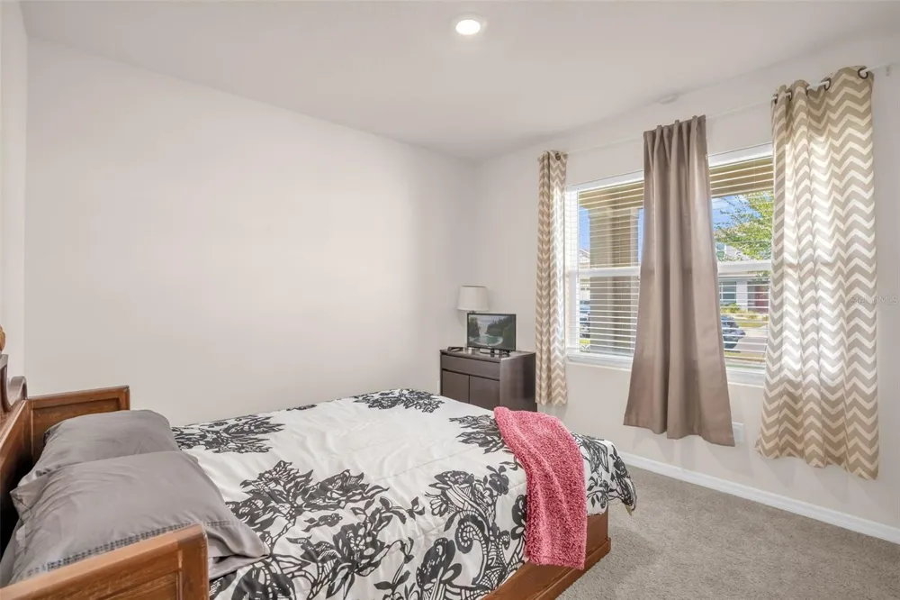 5242 MAHOGANY DRIVE Mount Dora, FL 32757
