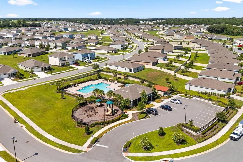 5242 MAHOGANY DRIVE Mount Dora, FL 32757