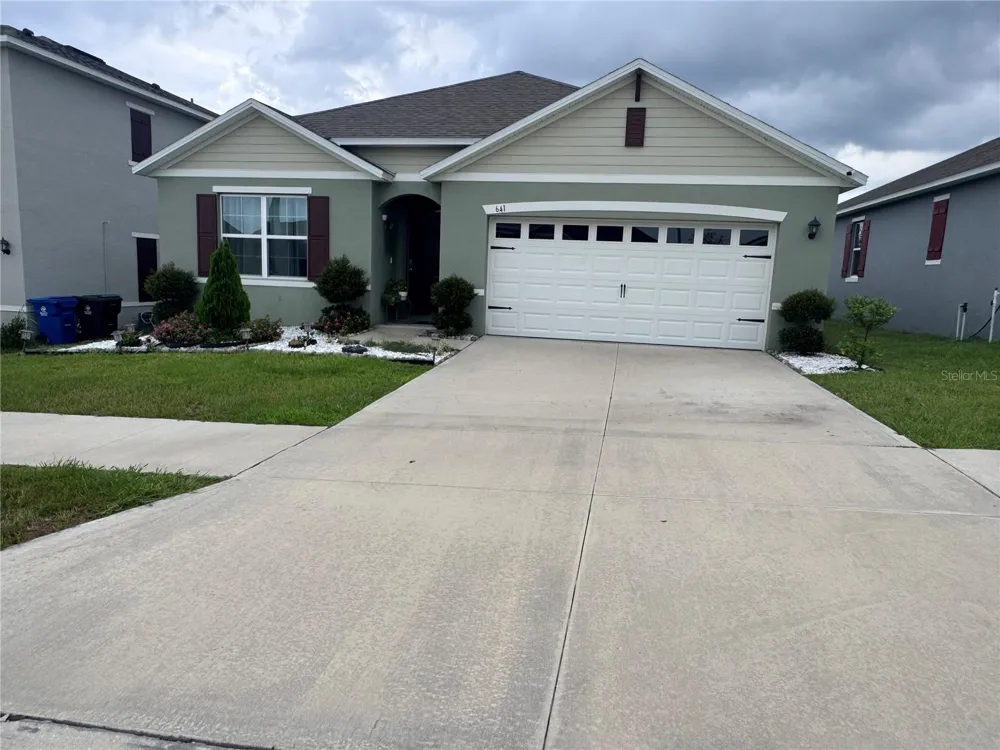 641 GRIFFON AVENUE Lake Alfred, FL 33850