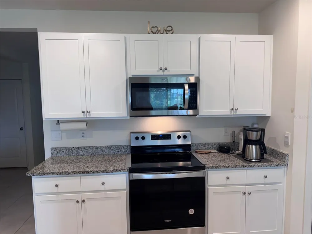 641 GRIFFON AVENUE Lake Alfred, FL 33850
