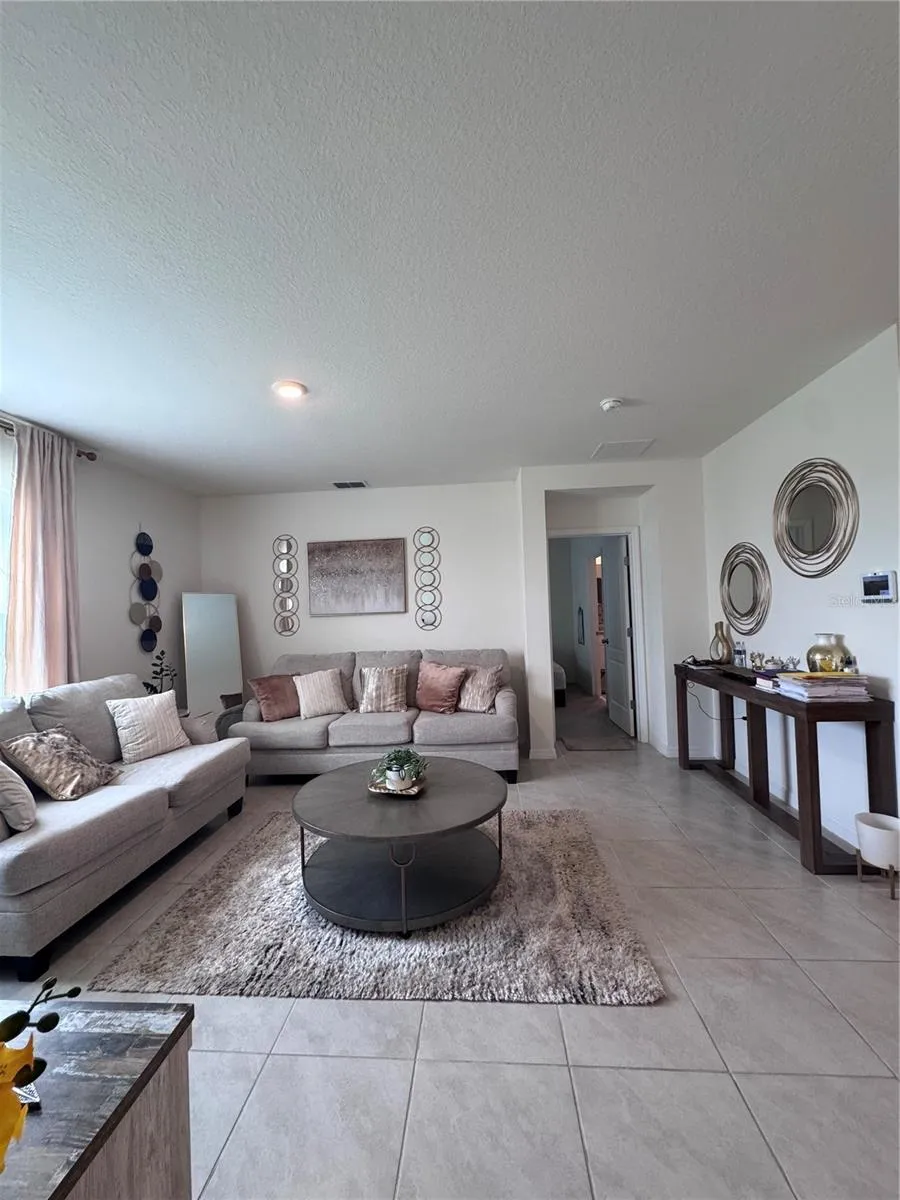 641 GRIFFON AVENUE Lake Alfred, FL 33850