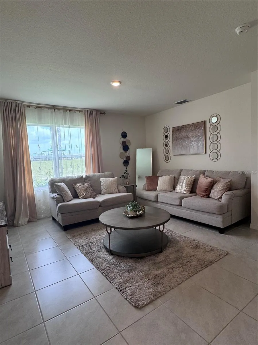 641 GRIFFON AVENUE Lake Alfred, FL 33850